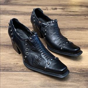 TWO LIPS Western Rocker Square Toe Bootie